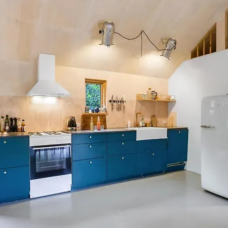Stunning In With 3 Bedrooms And Wifi Allinge-Sandvig